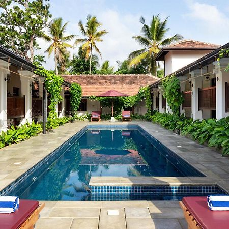 The Grand Walawwa Hotel Pinnawala  Exterior photo