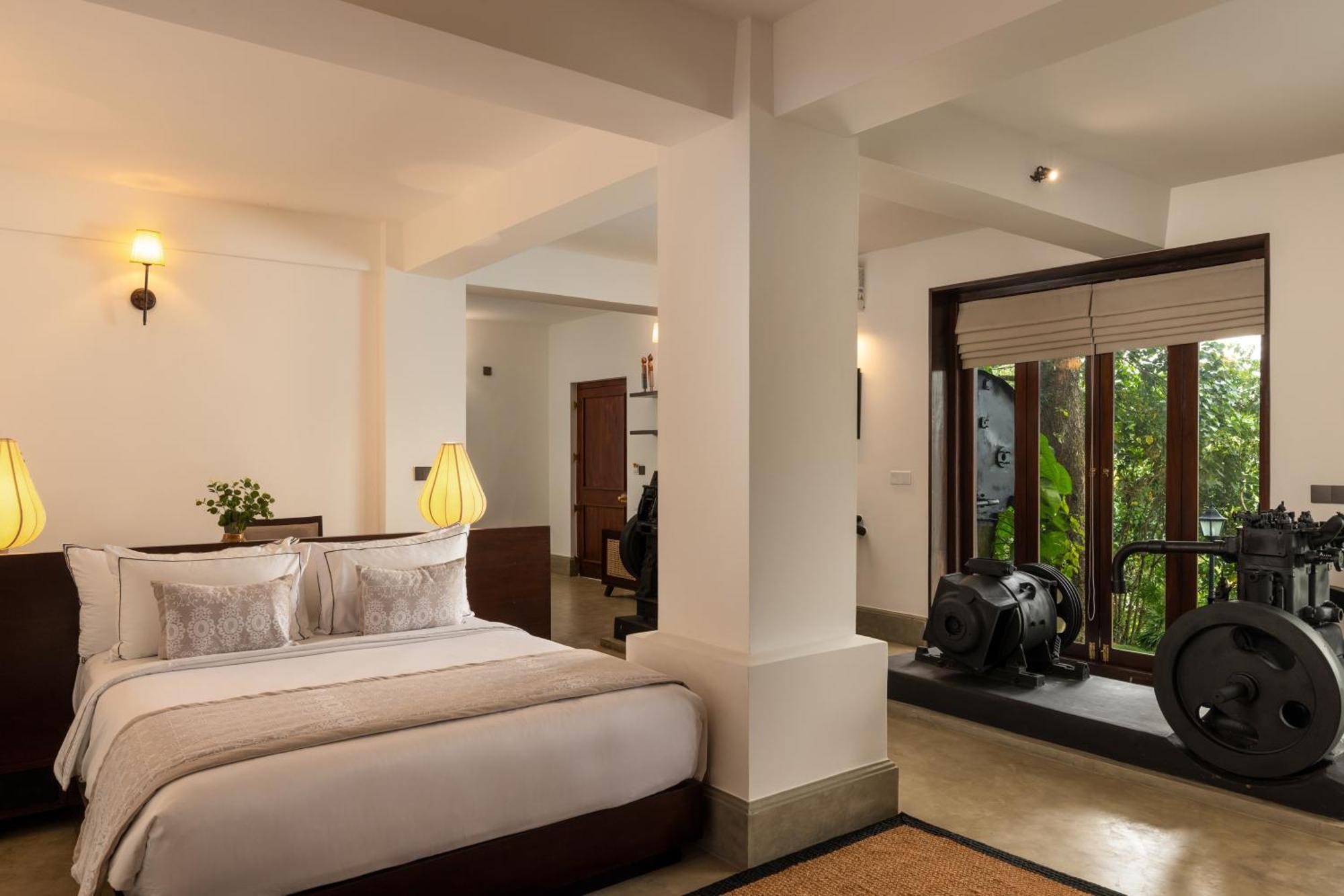 The Grand Walawwa Hotel Pinnawala  Exterior photo